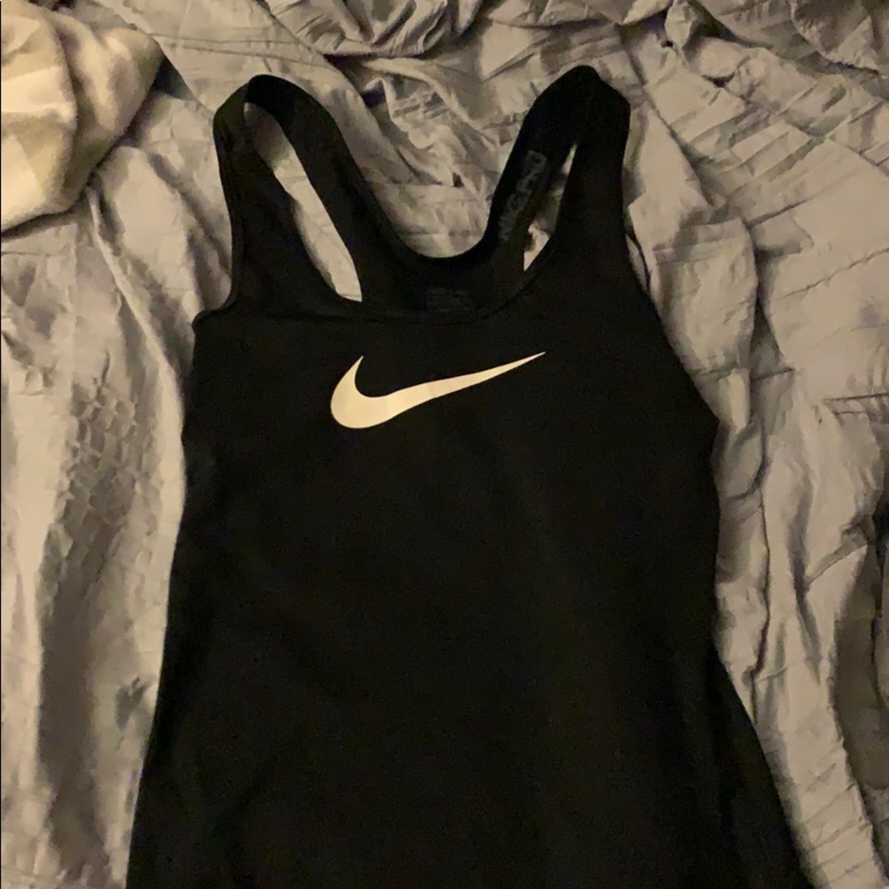 Nike women’s dri fit racerback workout tank